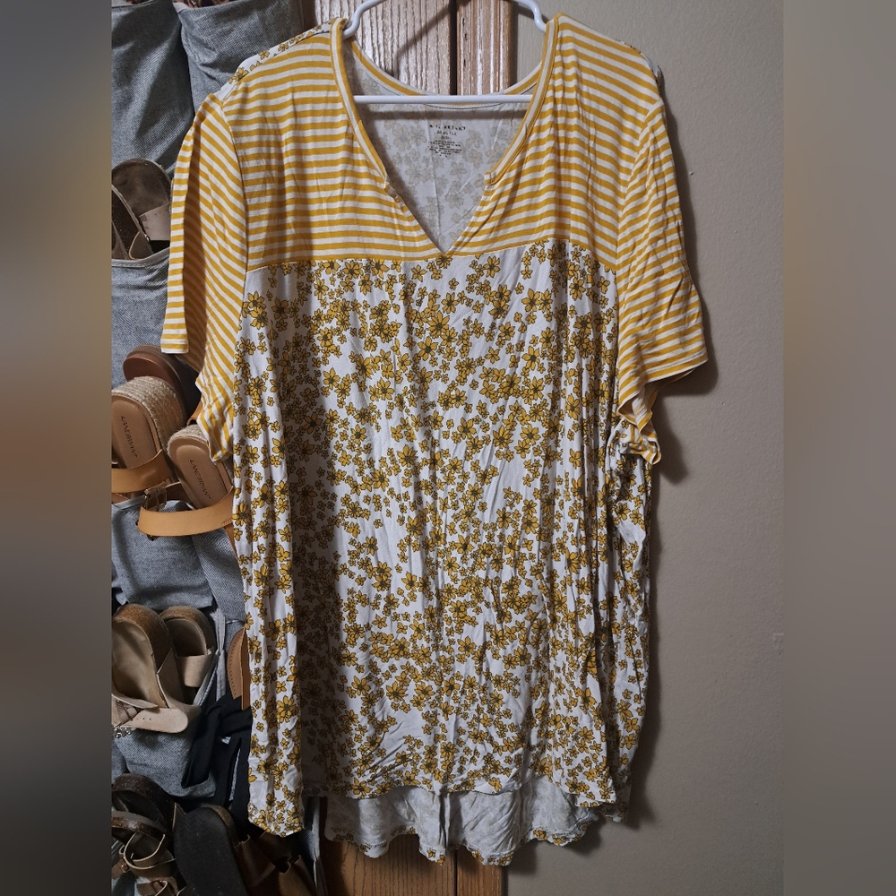 Lane Bryant Yellow Floral Women's Top 30/32